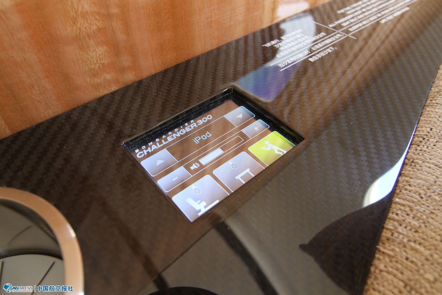 �h�A�������͵�������300